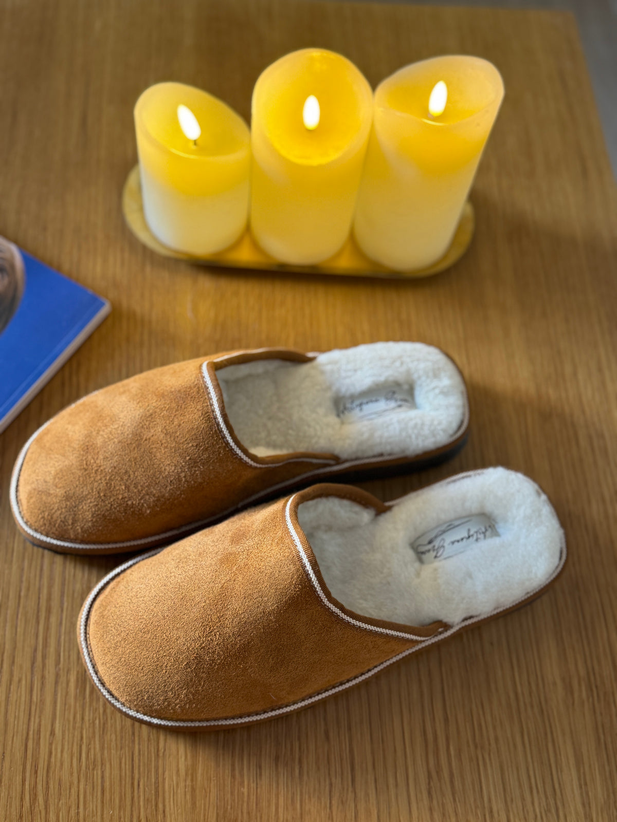 CAMEL BROWN SHEEPSKIN MULE SLIPPERS